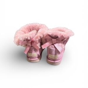 UGG 3 Mini Bailey Satin Bow Soft Pink Suede Boots